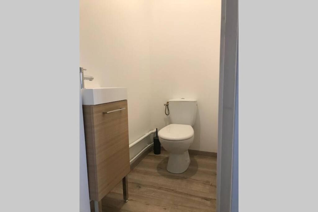 Duplex Agreable Et Spacieux 3 Chb Dont 1 Communicante Vendeville Экстерьер фото
